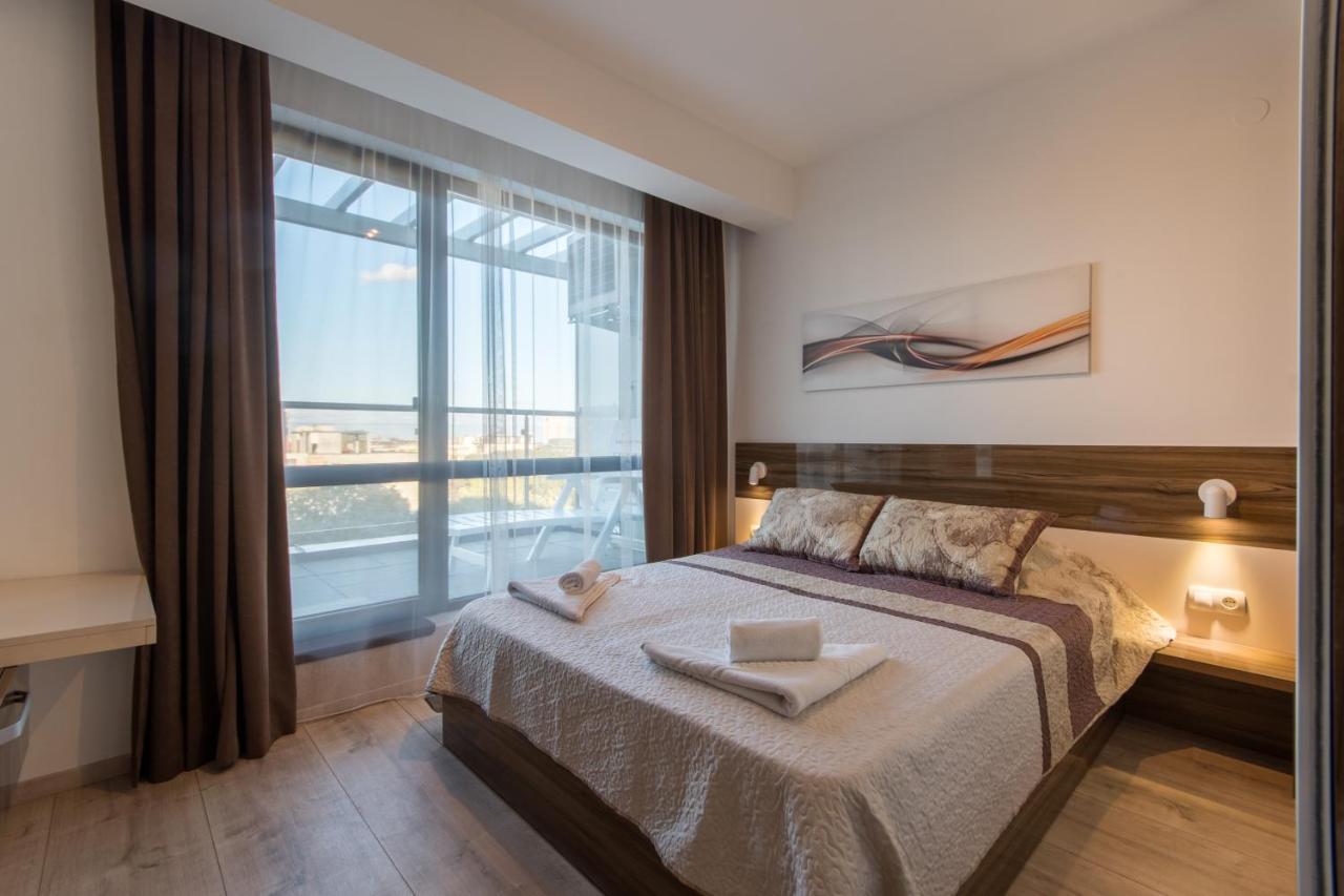 City Apartments Triumph Varna Esterno foto